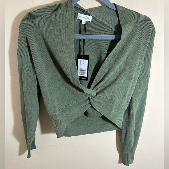 juniper blu Sweaters - Juniper Blu Women’s Olive Green Twist Knot Knit Sweater NWT size XS